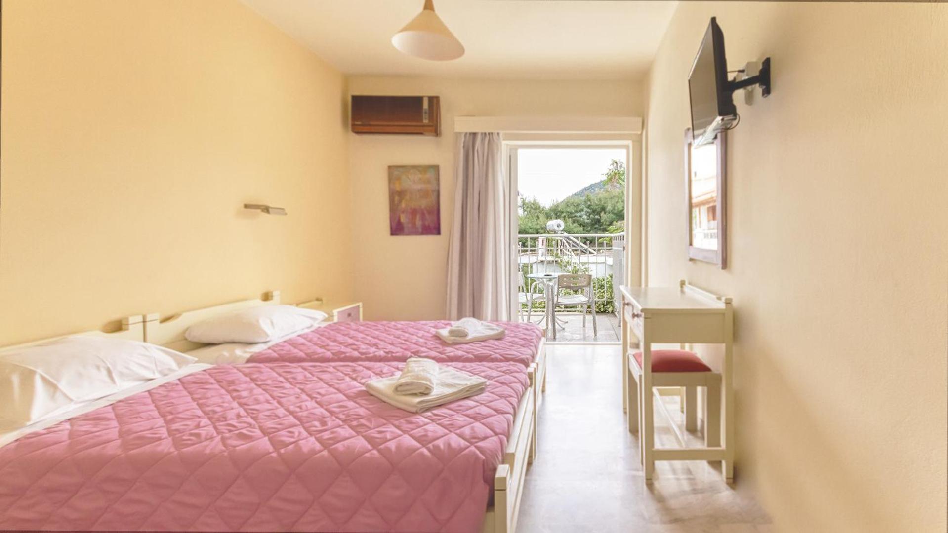 Akrotopi Apartments & Studios Tolo Ngoại thất bức ảnh