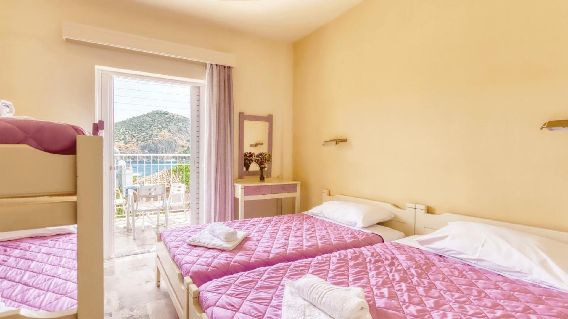 Akrotopi Apartments & Studios Tolo Ngoại thất bức ảnh