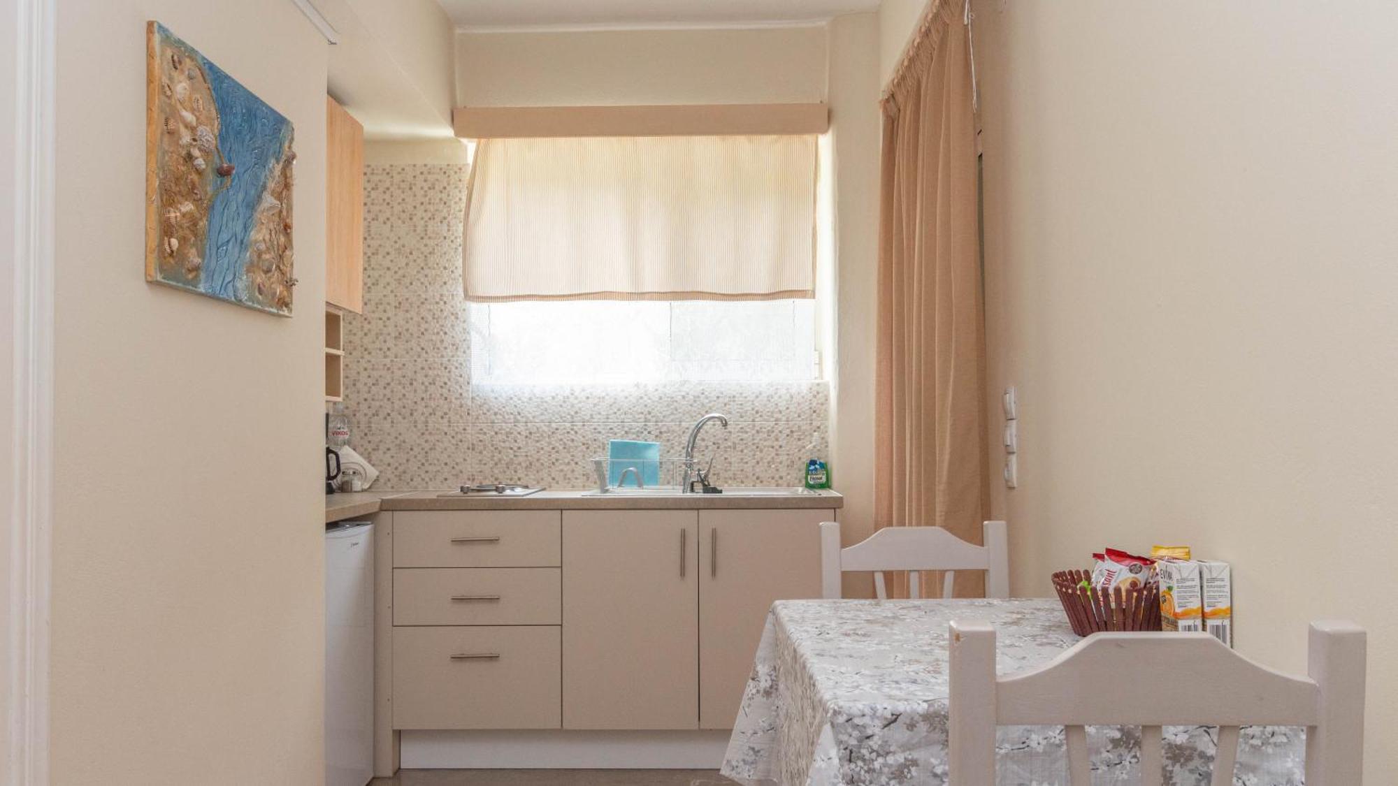 Akrotopi Apartments & Studios Tolo Phòng bức ảnh